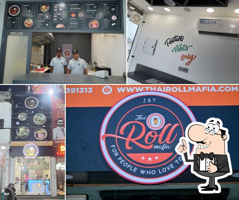 Thai Roll Mafia