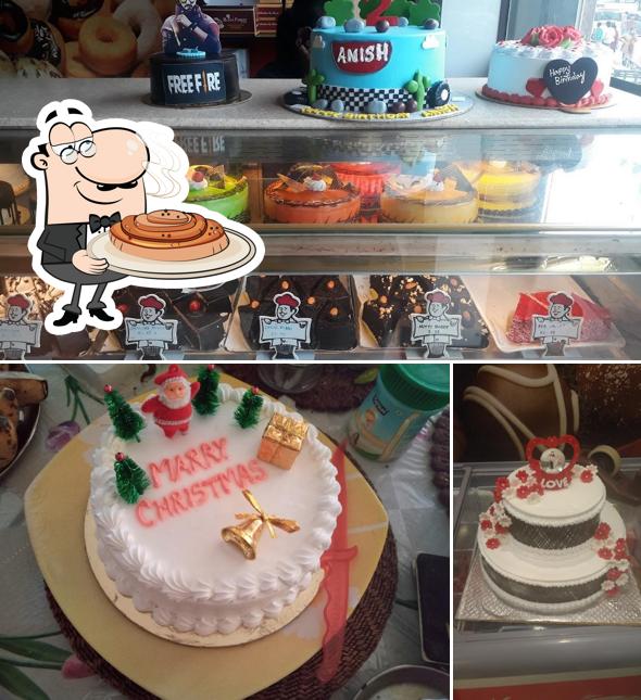 Look at this picture of Black Forest De Cafe