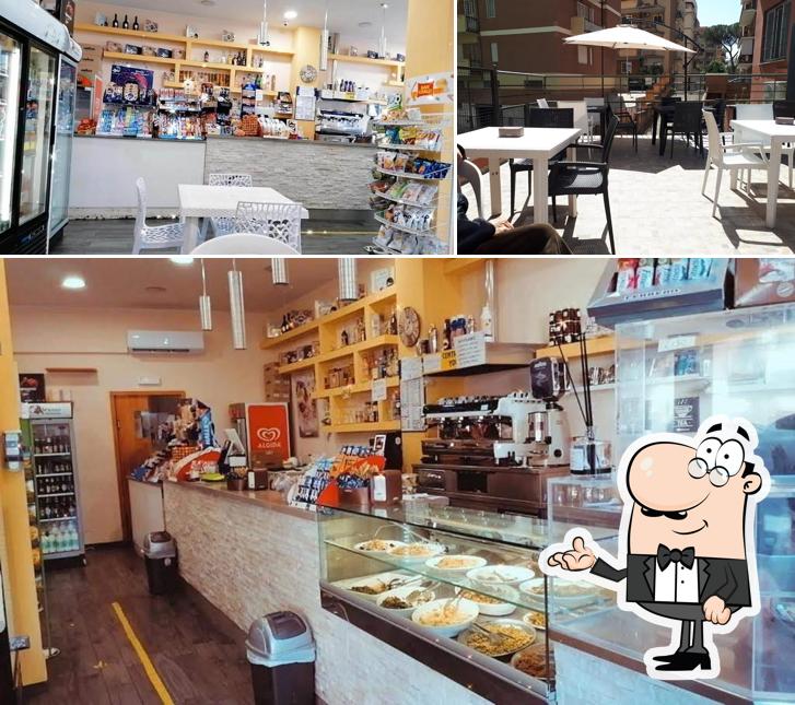 Dai un'occhiata agli interni di L'arte del Caffè