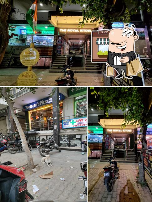 The exterior of Zoomeno'd Pizza (KP-1, Gr Noida)