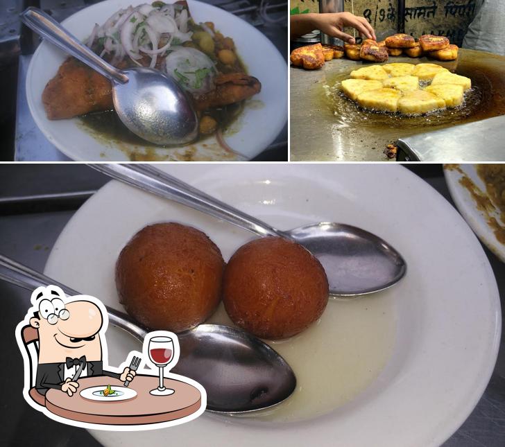 Meals at Vishal Chat Bhandar