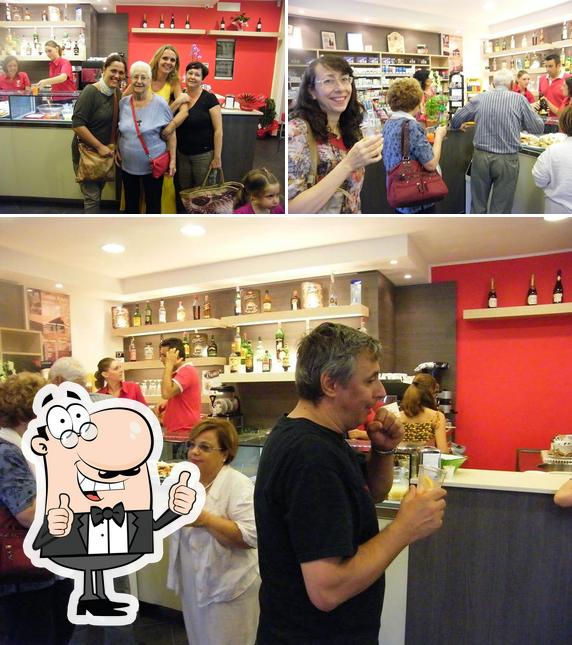 Vedi questa immagine di Bar Dello Studente