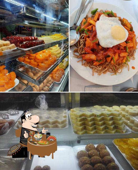 Meals at Jaya Bakery