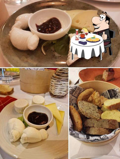 Piatto di formaggi al Agriturismo Asfodelo