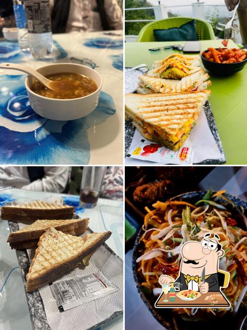 Pad thai at Feelings Cafe