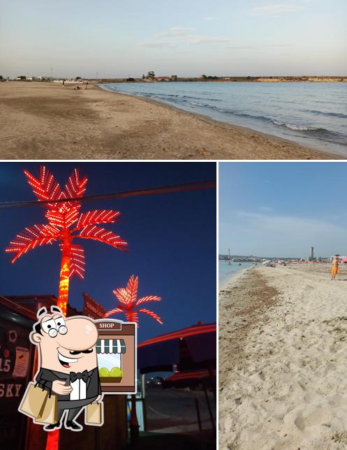Tra le diverse cose da Toroloco Beach si possono trovare la esterno e cibo