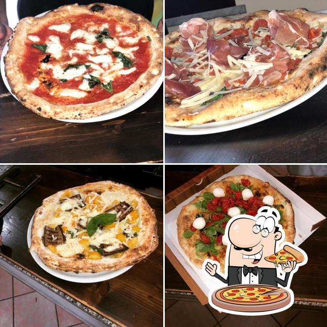 Prenditi una pizza a Pizzeria Spaccanapoli