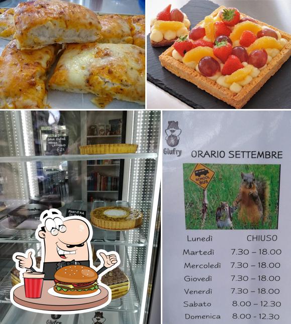 Prova un hamburger a Glufry Bar pasticceria senza glutine
