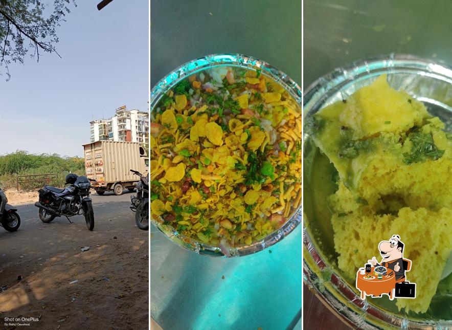 Mussels at Balaji poha &fast food centre, Hawa Sadak Rd