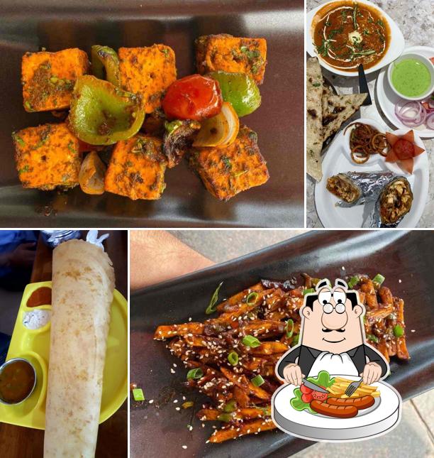 Food at Handi Chhadeyan Di (Since 2012).Best North Indian Food