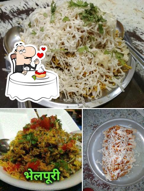 Arora Chat & Fast Food Best Pani Puri, Chaat Place, Chaat Shop provides a range of sweet dishes