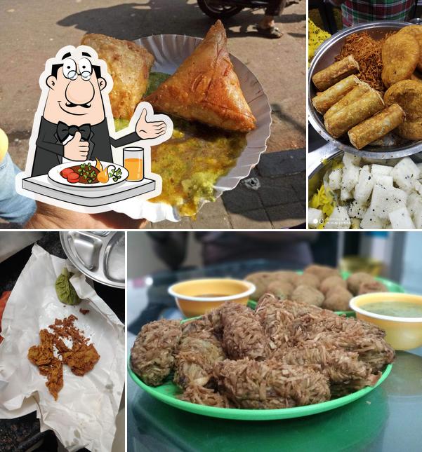 Food at Dadar Surti Farsan Mart