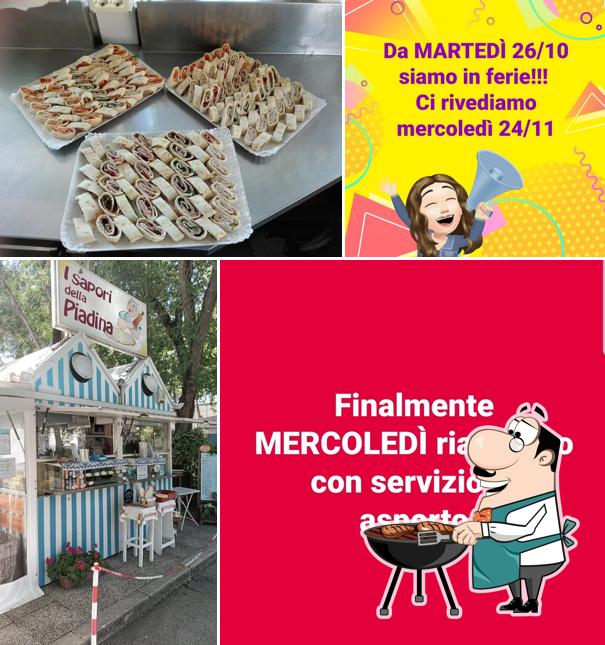 Prenditi i un pasto a base di carne a i sapori della piadina