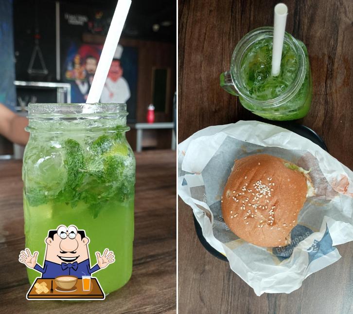Meals at Mad Friedz