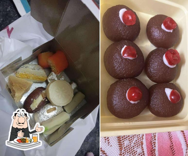 Manju Vilas Sweet & Savouries