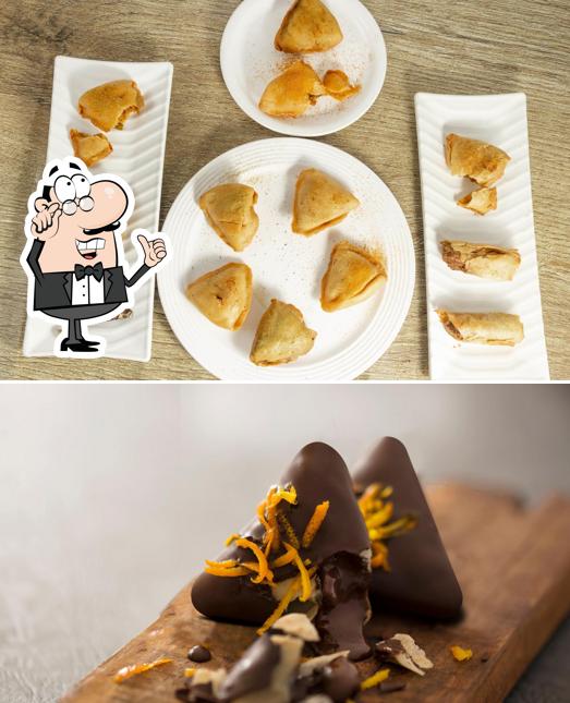 The interior of Samosa Singh