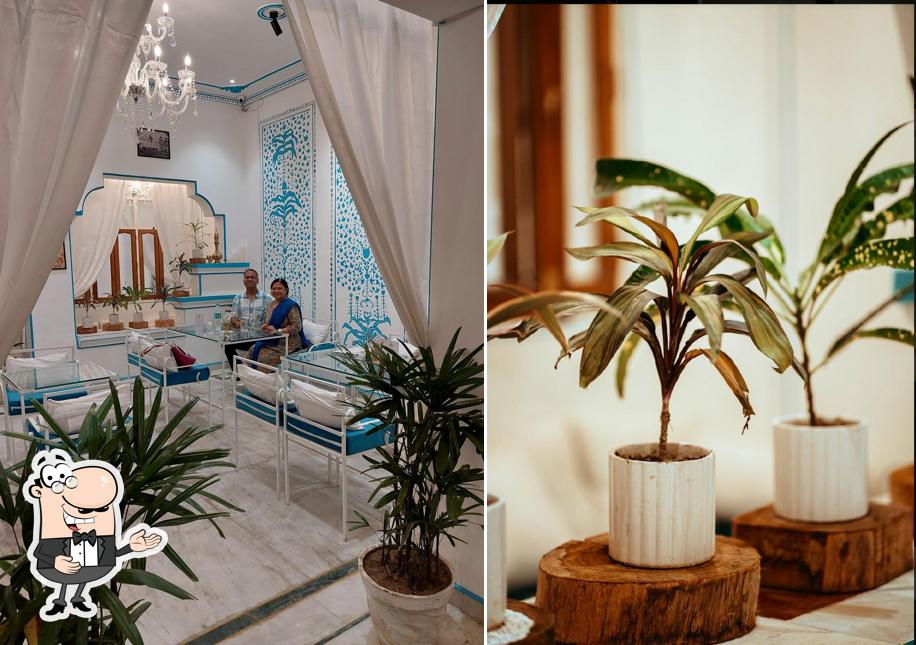 Here's a photo of Lucknowi Thaath