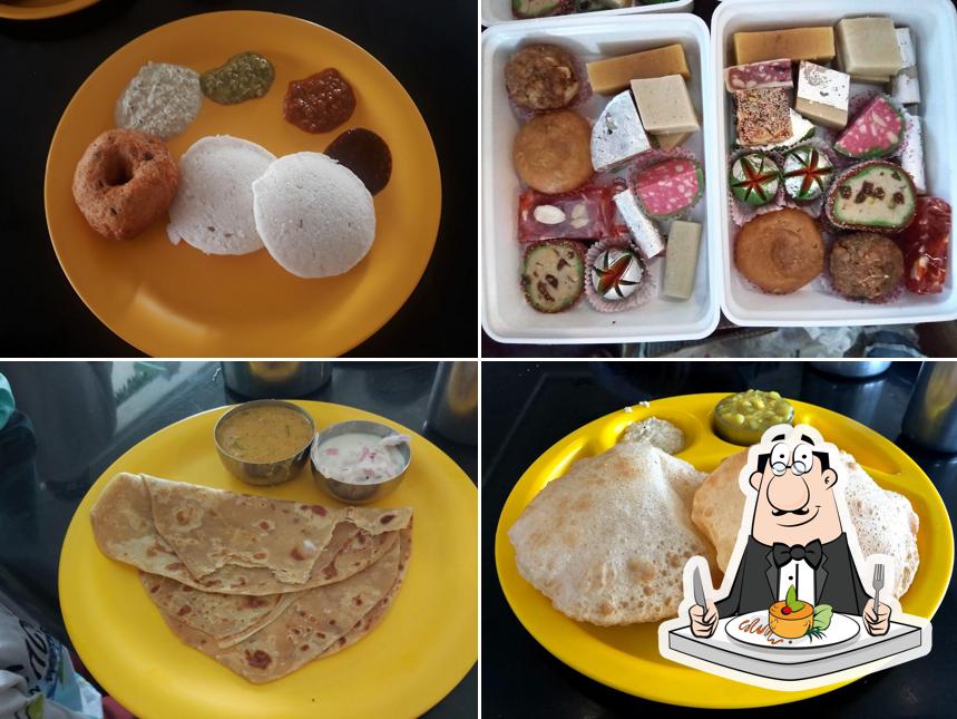 Food at Hotel Salem Saravana Bavan Pure Veg A/C