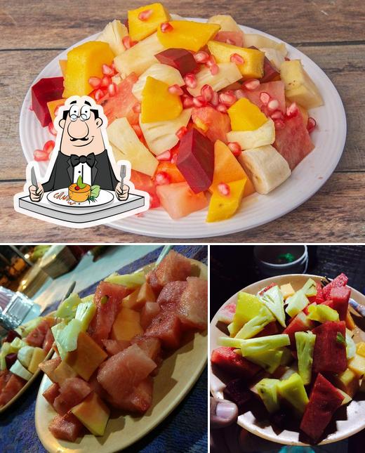 Food at Shivalya Fruit Salad Centre