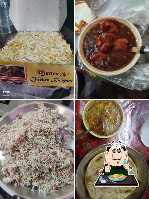Food at Anshuprio Foodie Club