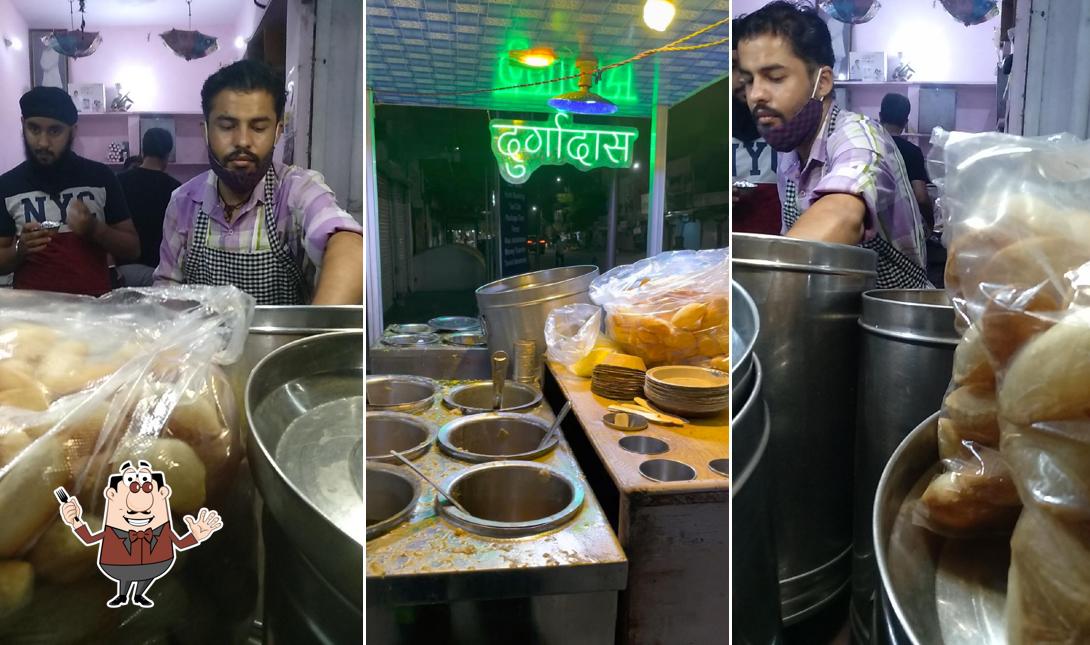 Food at Durgadas Chaat Bhandar