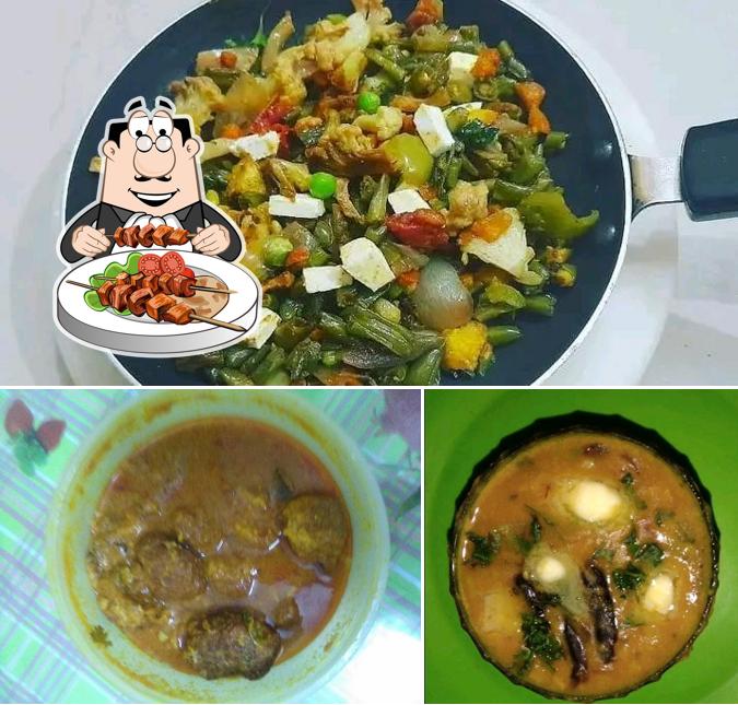 Food at Naniji Tiffin Services and Bulk Booking