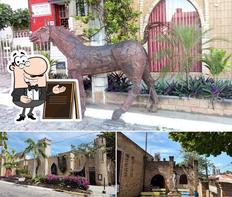 Você pode espairecer no na área externa do Espaço Ávalon & Taverna Pub Medieval Bar