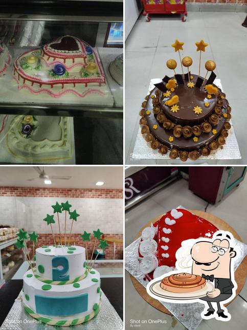 G RAM SRI SWEETS AND BAKERY photo