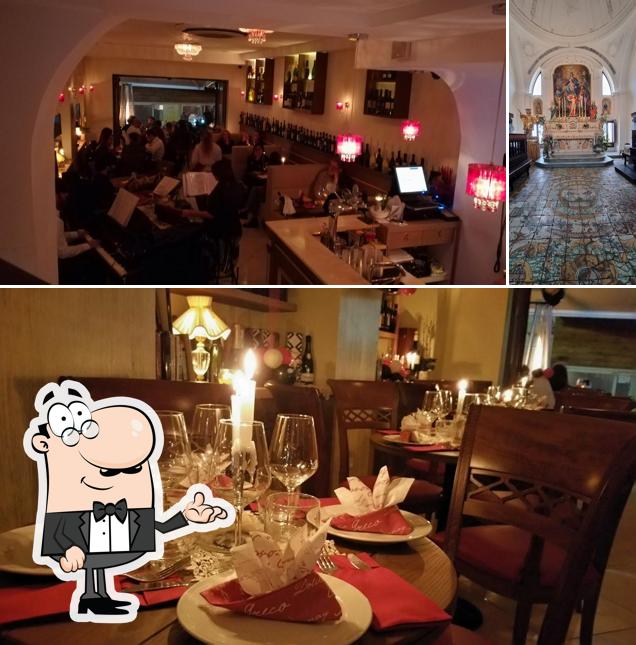 Siediti a un tavolo di Divino Sera