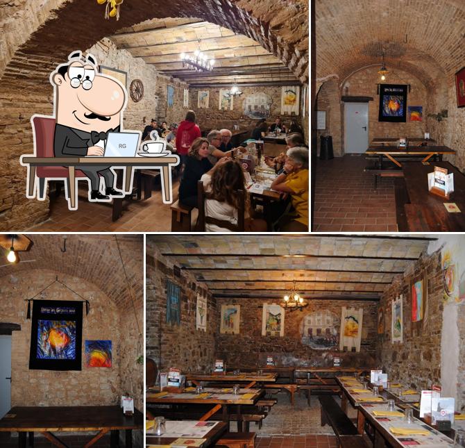 Gli interni di Taverna Terziere del Piano