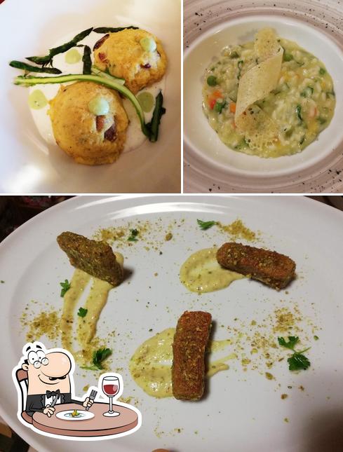 Platti al Trattoria Conca Dei Marmi