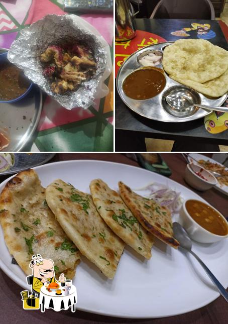 Food at Amritsari Naan