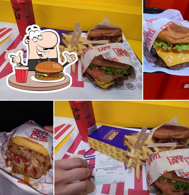 Prenditi un hamburger a Crush Burger