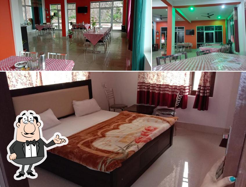 The interior of Family Home Stay Chabahan