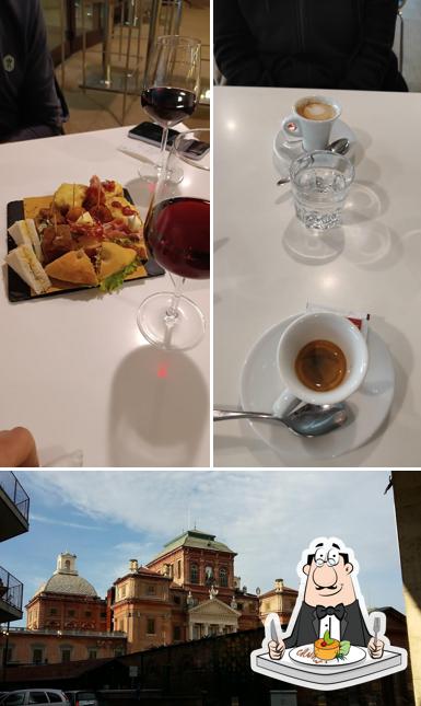 La cibo e esterno del ristorante