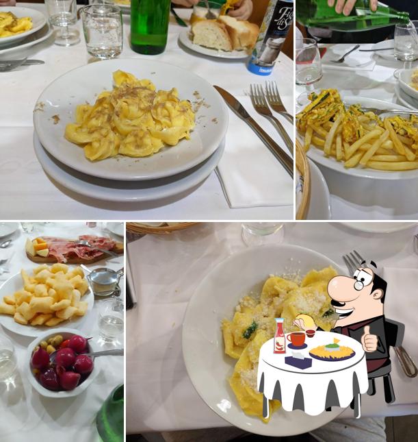 Piatto di formaggi al Osteria Baldini Marta