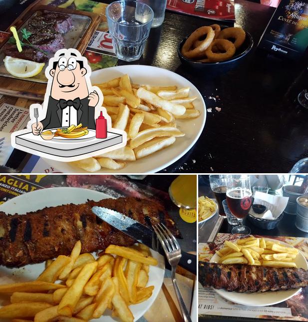 Prova a prendere un piatto di chips a Roadhouse Agrate Brianza