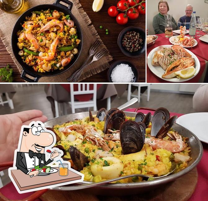 Ristorante Sotto Sale si caratterizza per la cibo e tavolo da pranzo