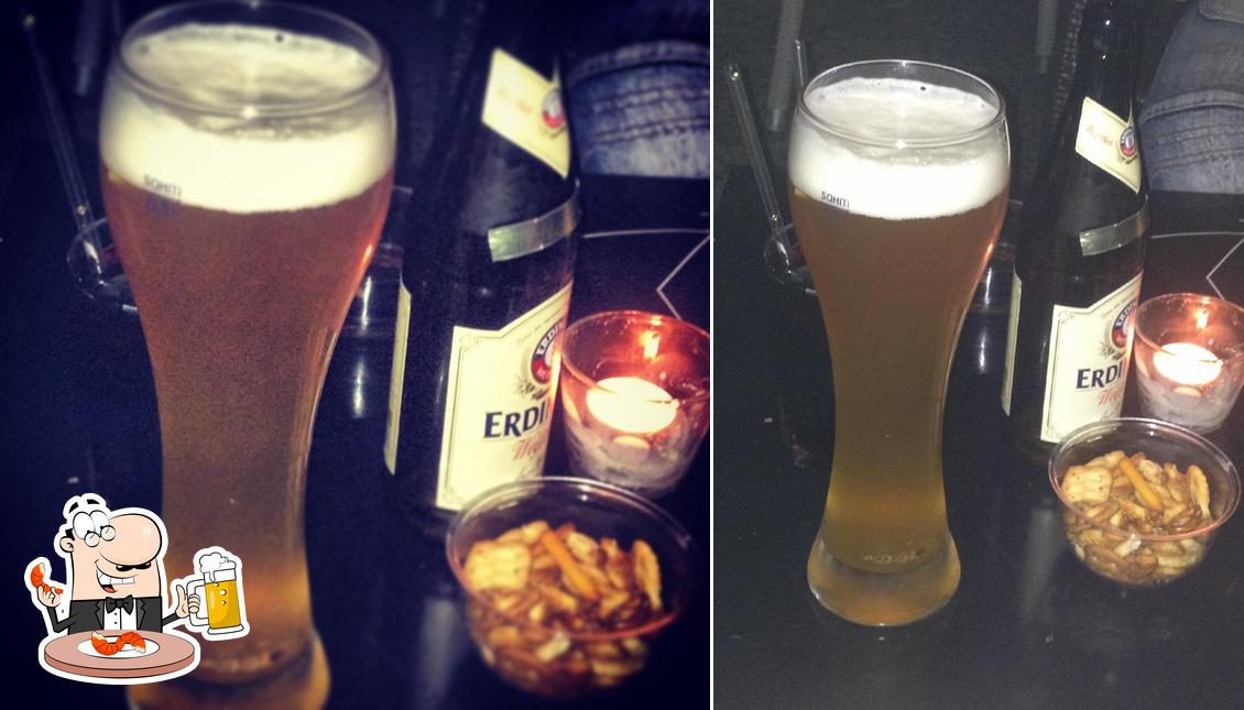 Puoi goderti un rinfrescante bicchiere di birra chiara o scura