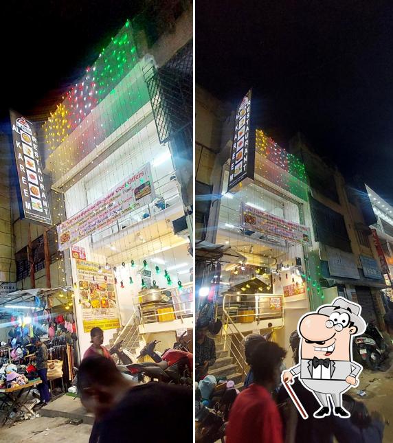The exterior of AL KAREEM FAMILY RESTAURANT