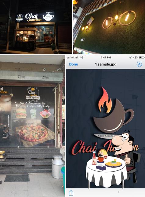 Get a burger at Chai junction Best Cafe In Sangrur, Fast Food Cafe In Sangrur, Restaurant In Sangrur, Tandoori Chai In Sangrur