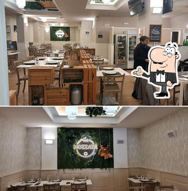 Siediti a un tavolo di La Mozzata