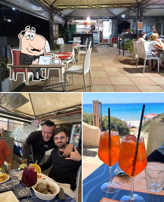 Dai un'occhiata agli interni di andycoc e il Moro