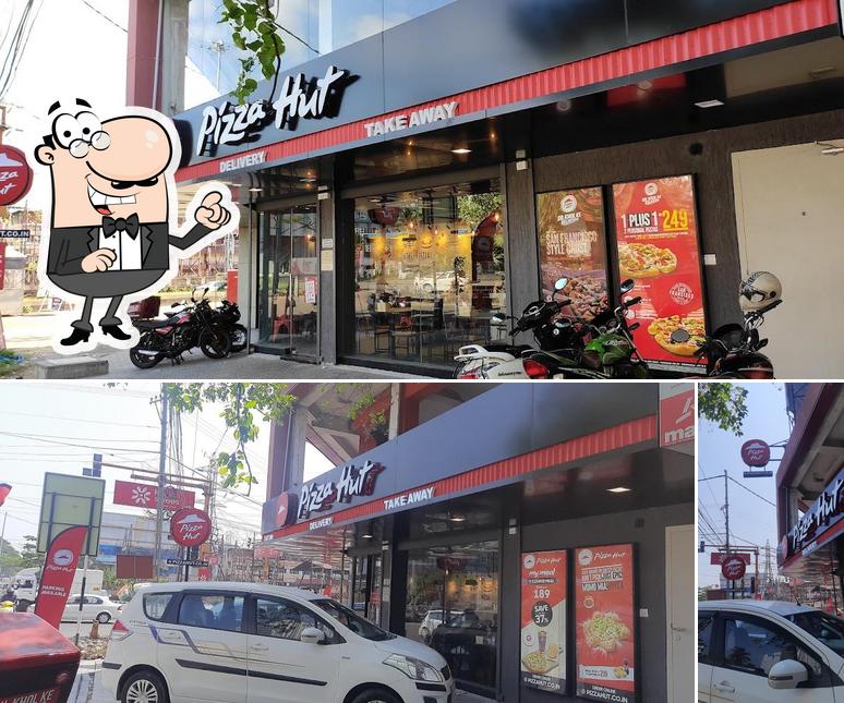 The exterior of Pizza Hut Ashwini Junction, Thrissur