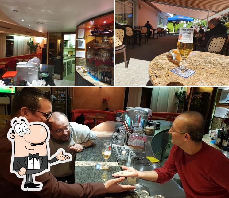 Gli interni di Bar Papillon