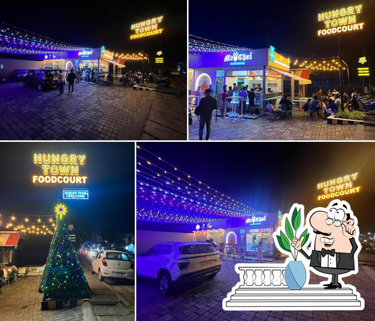 The exterior of Hungry town food court