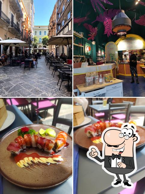 Siediti a un tavolo di MOMI Hagakure Poke & Matcha Bar