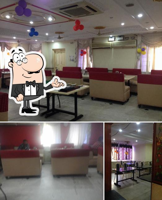 Reddy's Paradise is distinguished by interior and food