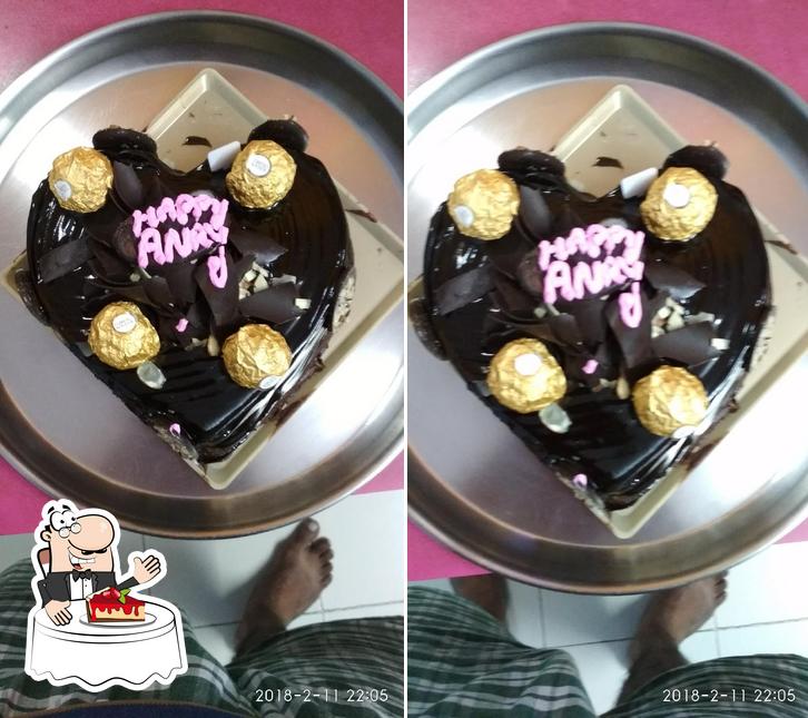 Sanjari chicken shop serves a range of sweet dishes