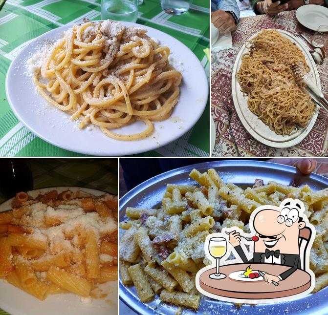 Platti al Trattoria Il Baffone